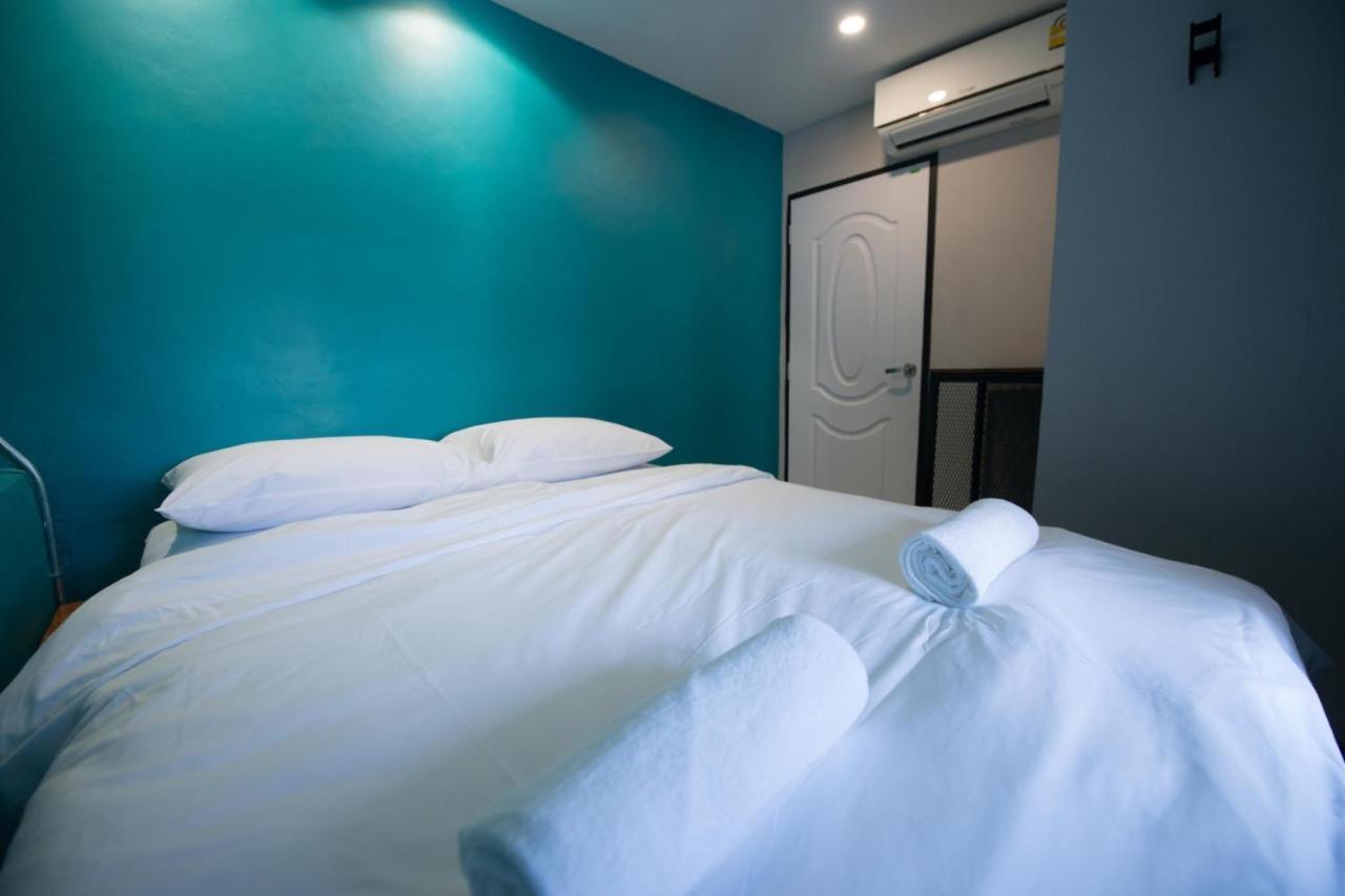 4share (adults Only) * Bangkok